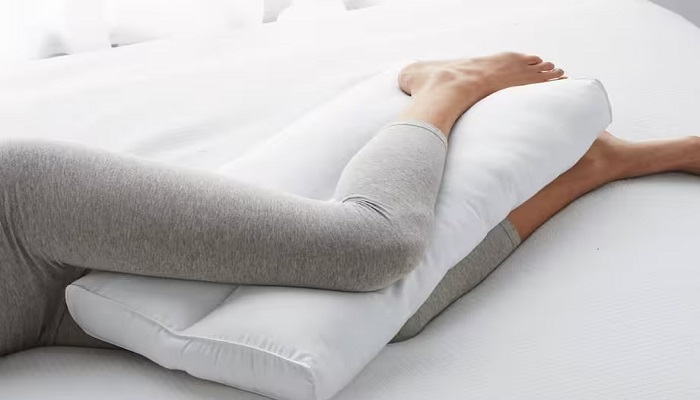 Alinear la columna, reducir torsiones y presiones en la pelvis y las caderas, son algunos de sus beneficios. Foto: Getty Images