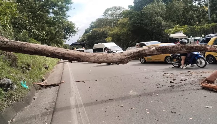 Las autoridades iniciaron las evaluaciones en la zona para prevenir hechos similares en el sector. //Foto: Vanguardia