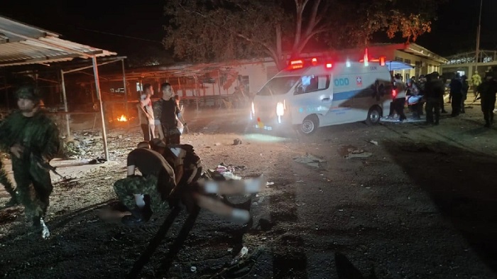 Tras el ataque terrorista contra el batallón de la vereda El Juncal, de Aguachica, los organismos de emergencia llegaron hasta el sitio para atender y trasladar a los soldados heridos a centros hospitalarios. Foto: Cortesía