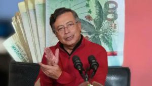 Presidente Petro habló sobre el salario mínimo móvilFoto: Presidencia y Blu Radio